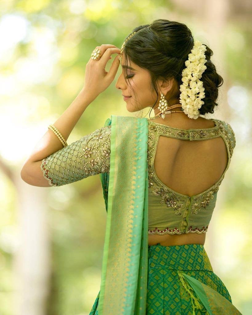Royal Hand Weaved Silk with ambiance Zari Saree