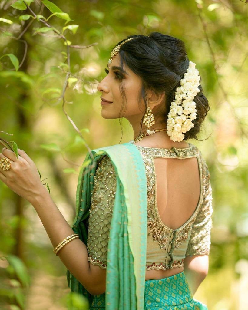 Royal Hand Weaved Silk with ambiance Zari Saree