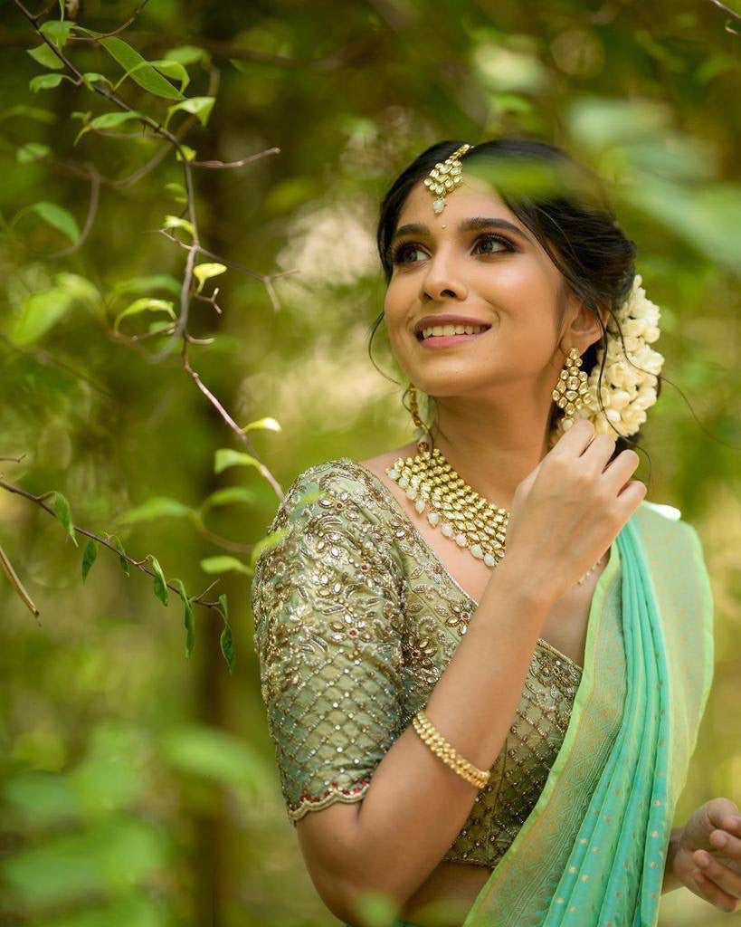 Royal Hand Weaved Silk with ambiance Zari Saree