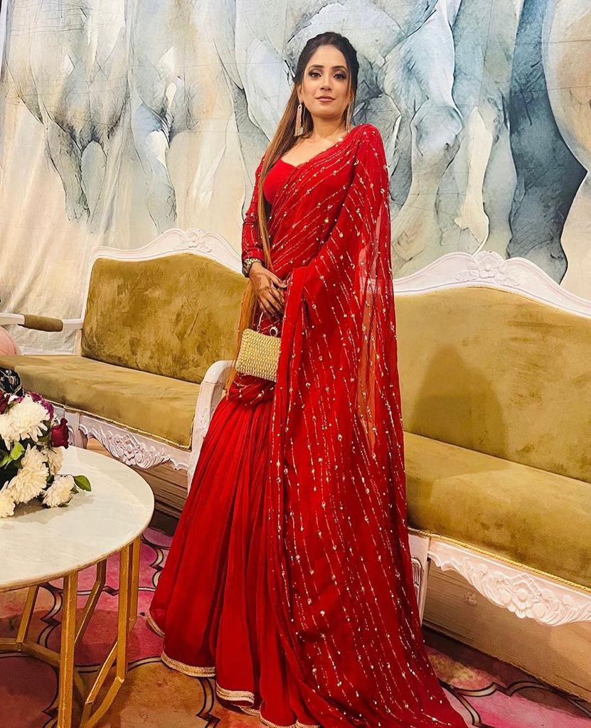 Pre-Draped Lehenga Saree