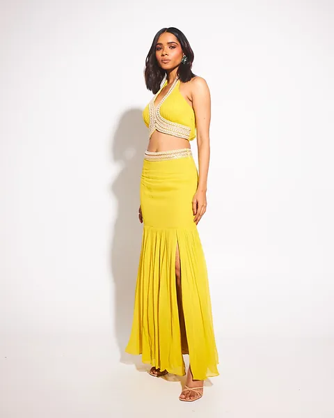 Haldi Hues Yellow Outfit