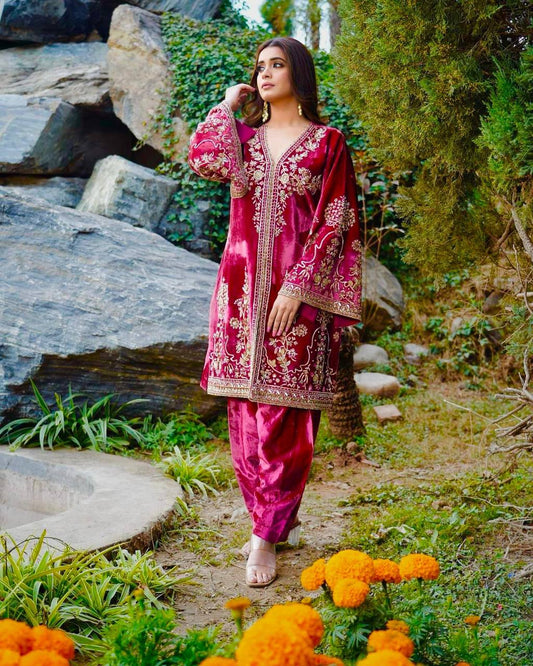 Magenta Pink Heavy Velvet Suit Set (Fully Stitched)